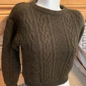 Beautiful Uniqulo sweater by Ines De Fressange